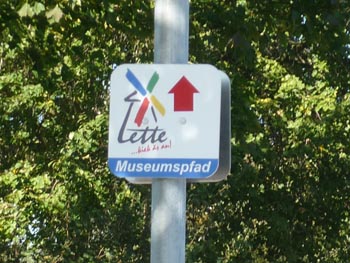 Museeumspfad-Schild
